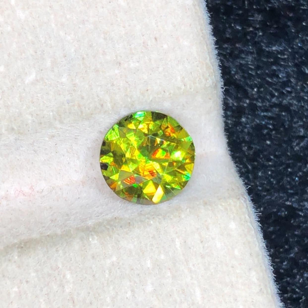 Chrome Sphene 1.10ct Round Cut Loose Gemstone from Pakistan