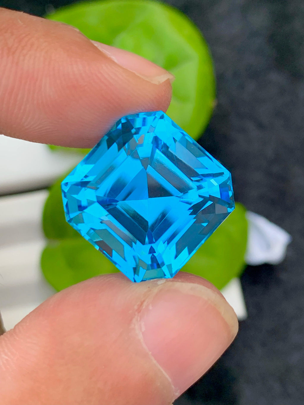 Electric Blue Topaz Gemstone: Asscher Cut, Loupe Clean, 35.35 CT