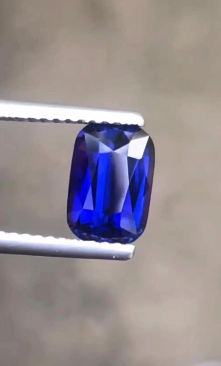 Royal Blue Sapphire Gemstone: 2.14 CT Cushion Cut, Ring Stone