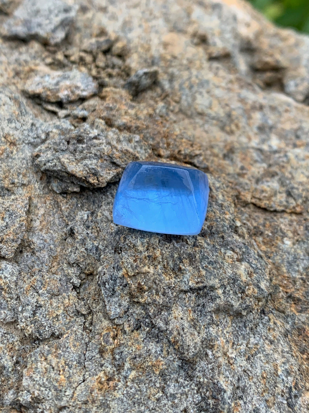 Mariner Blue Aquamarine Sugarloaf Cabochon: March Birthstone, 16.35 Carat