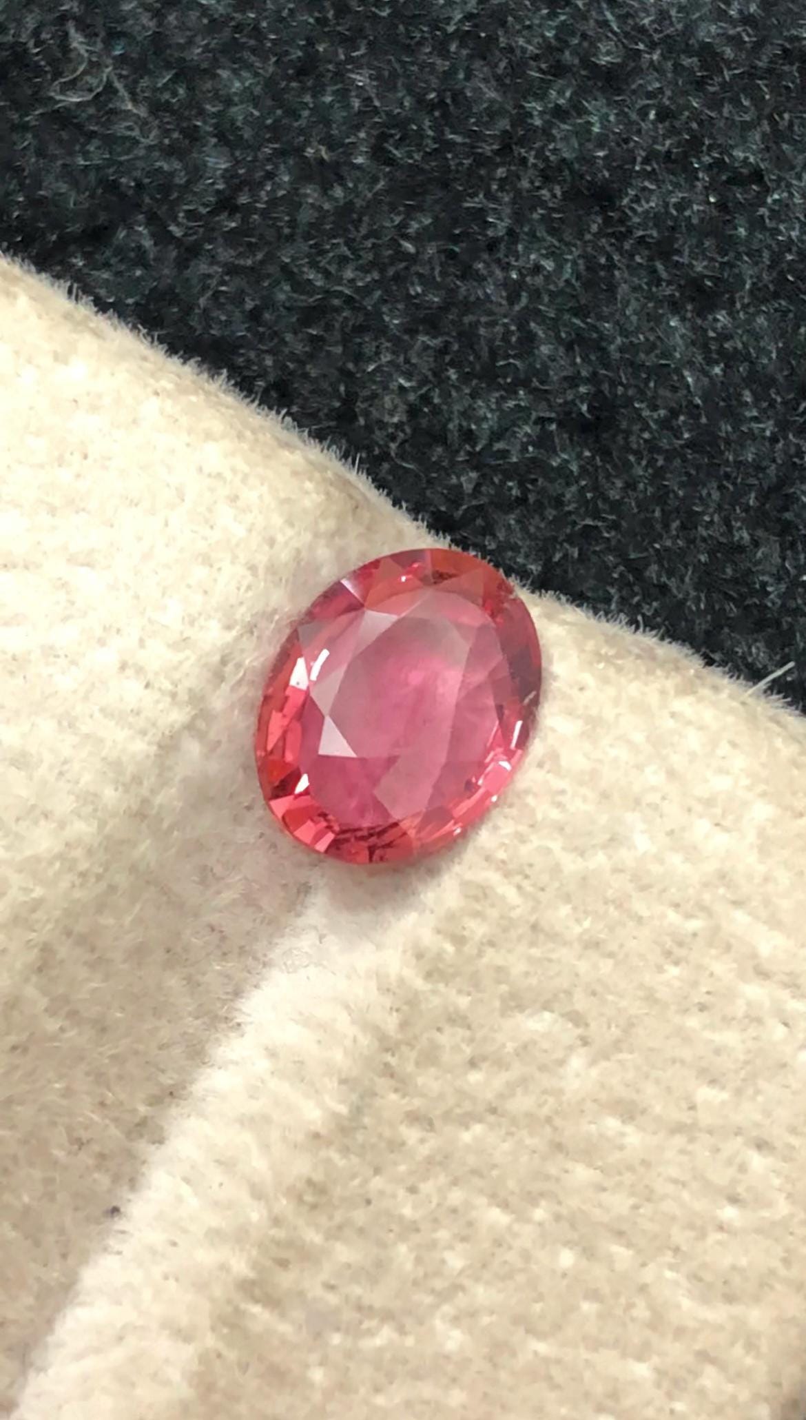 Natural Padparadscha Sapphire 1.21 ct Oval Cut – Lively Peach-Pink Glow With Certificate