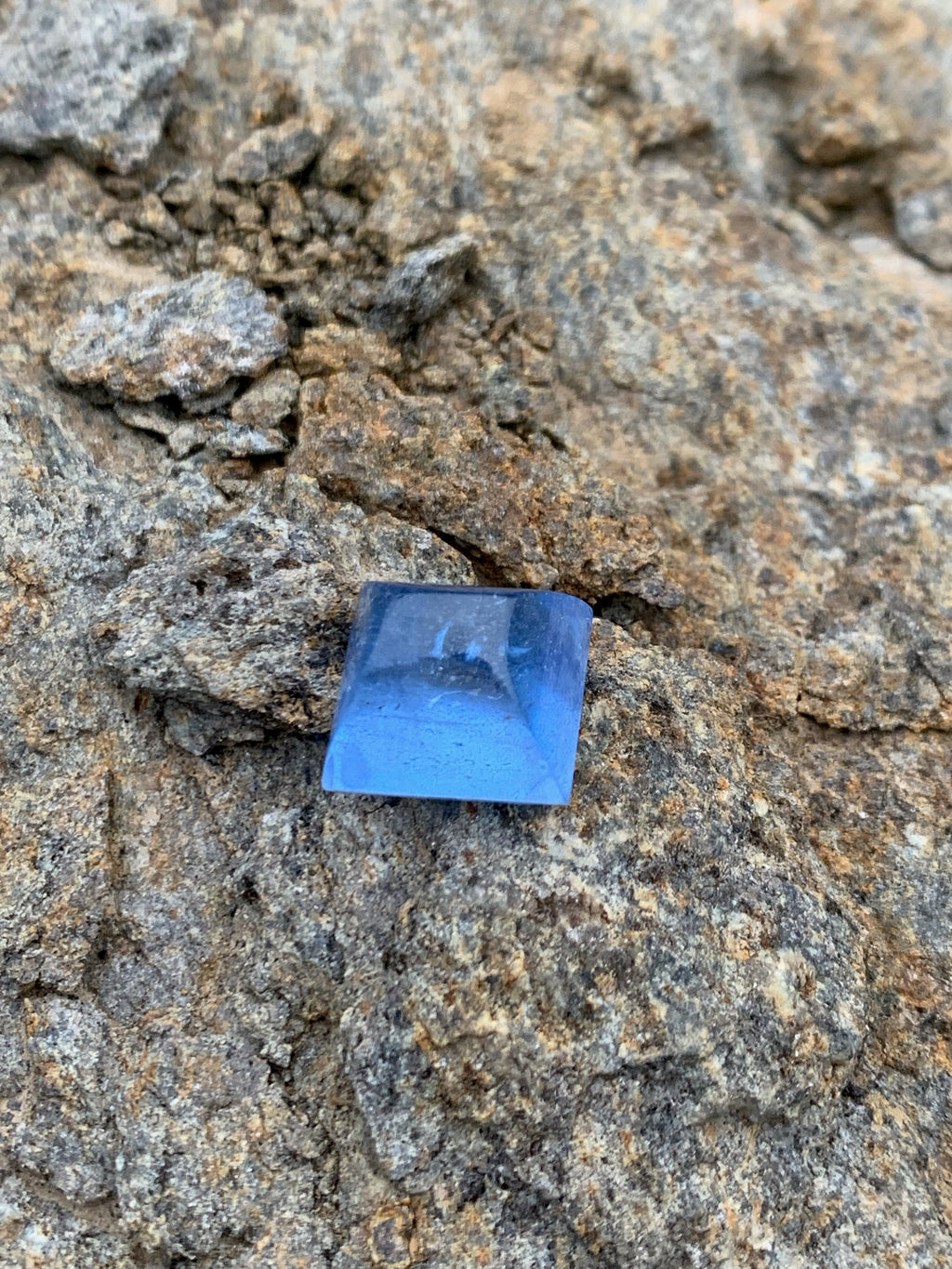 Mariner Blue Aquamarine Sugarloaf Cabochon: March Birthstone, 15.70 CT