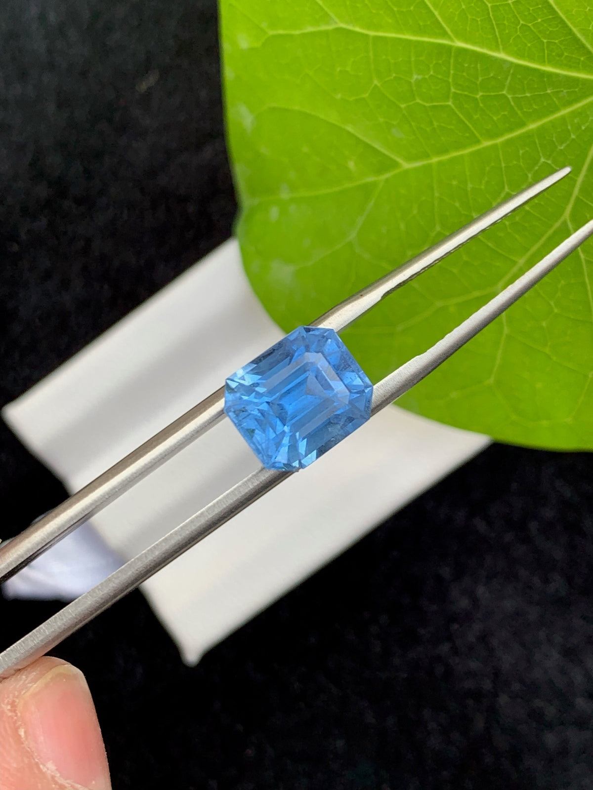 Santa Maria Aquamarine Gemstone: Deep Blue Emerald Cut, 4.00 CT