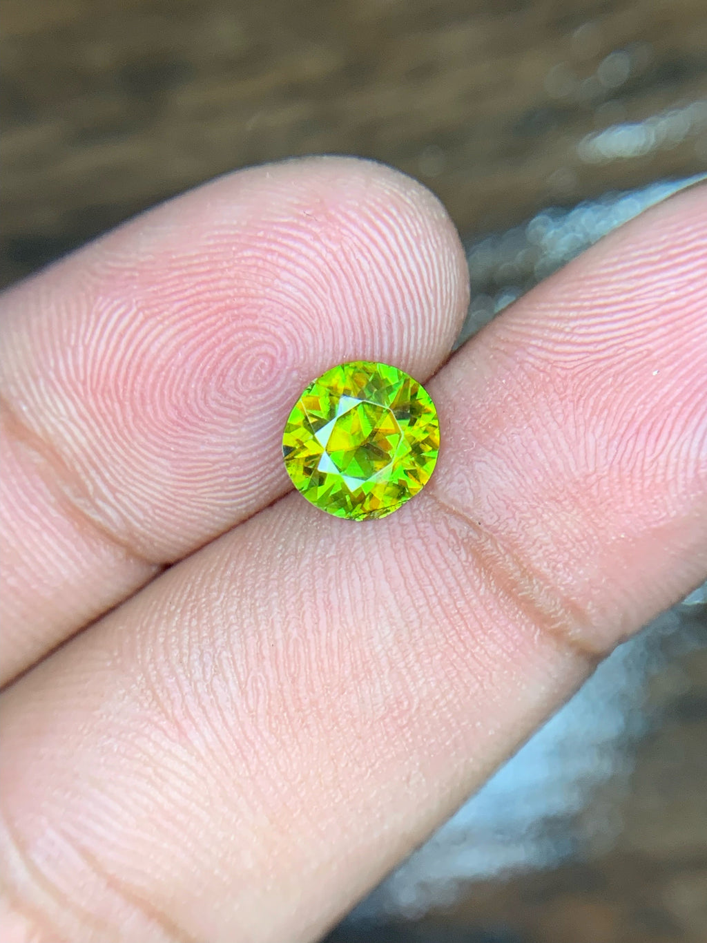 1.10 CT Round Cut Sphene Gemstone: Himalayan Origin