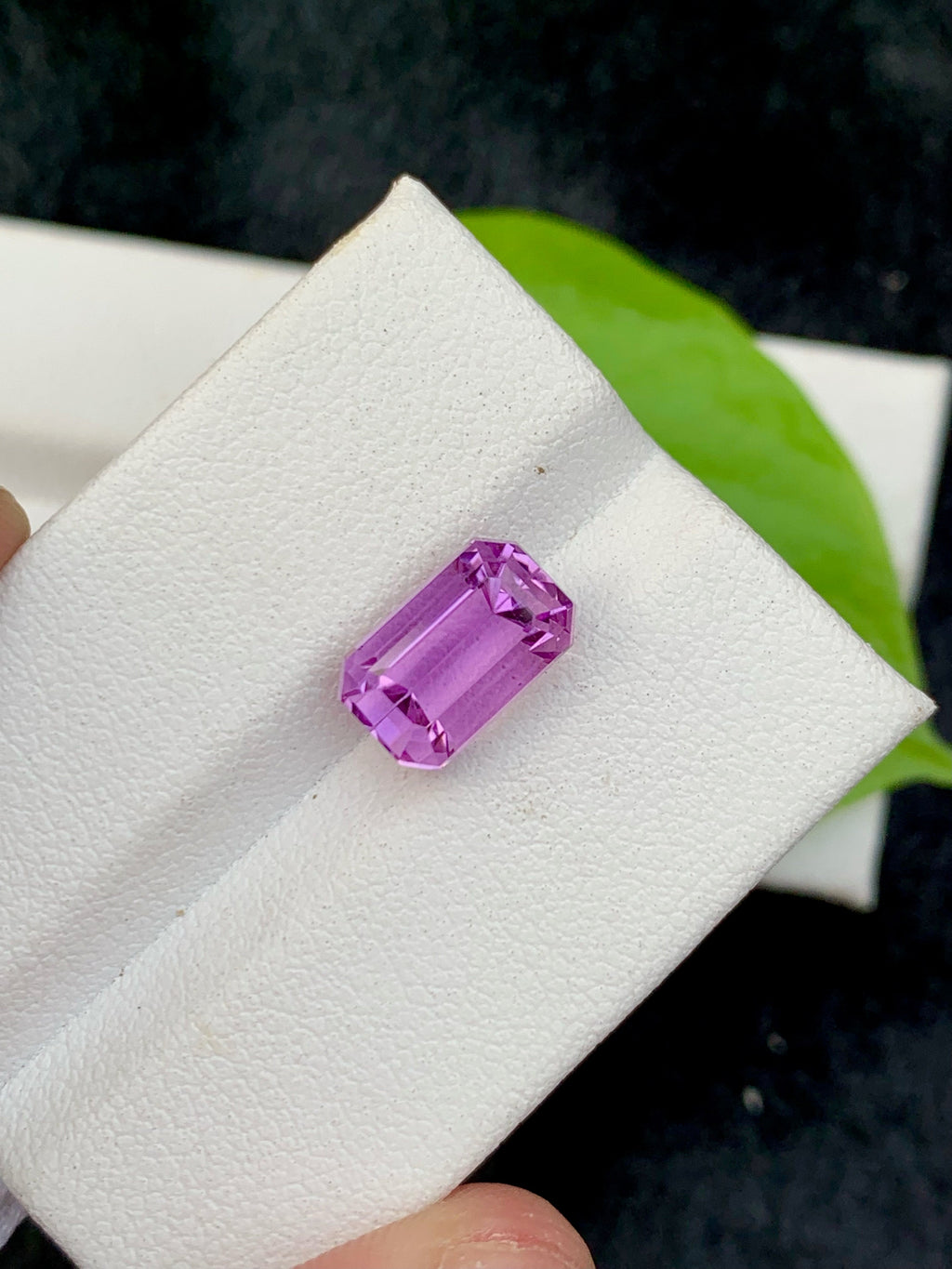 Emerald Cut Kunzite Gemstone: 6.55 CT Magenta Loose Stone