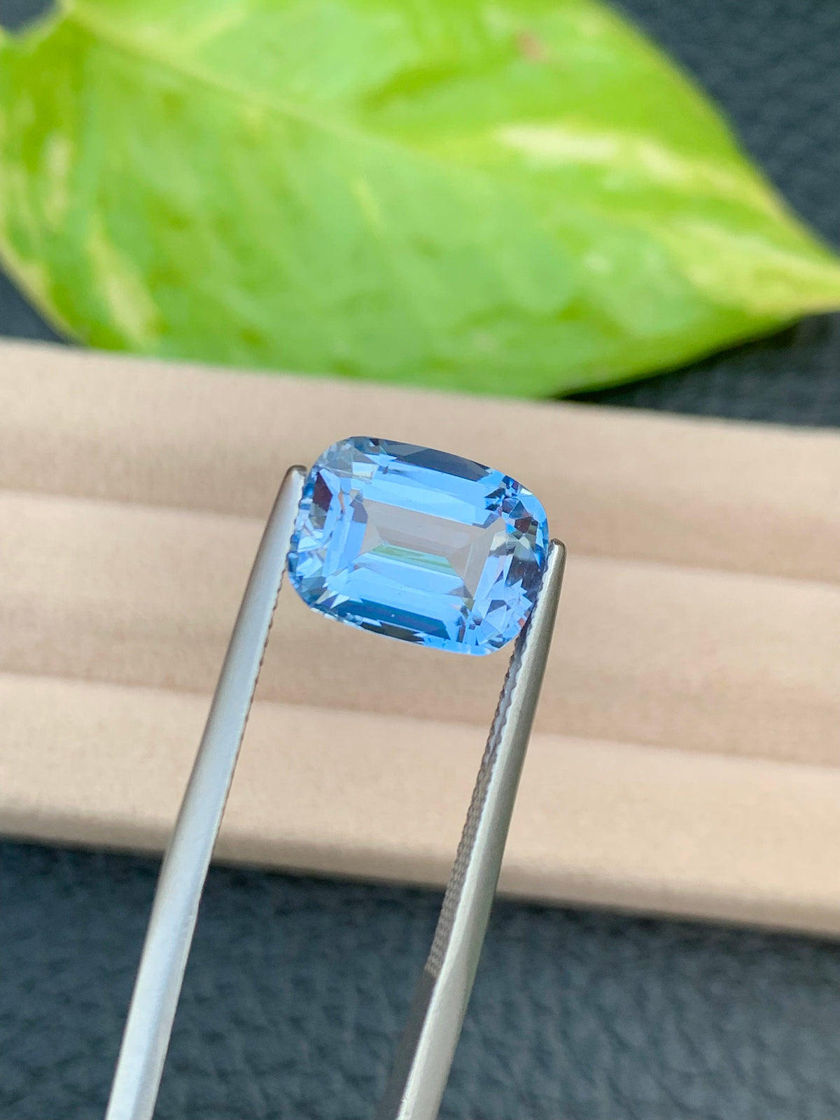 Santa Maria Blue Aquamarine: 4.50 CT VVS Cushion Cut Gemstone