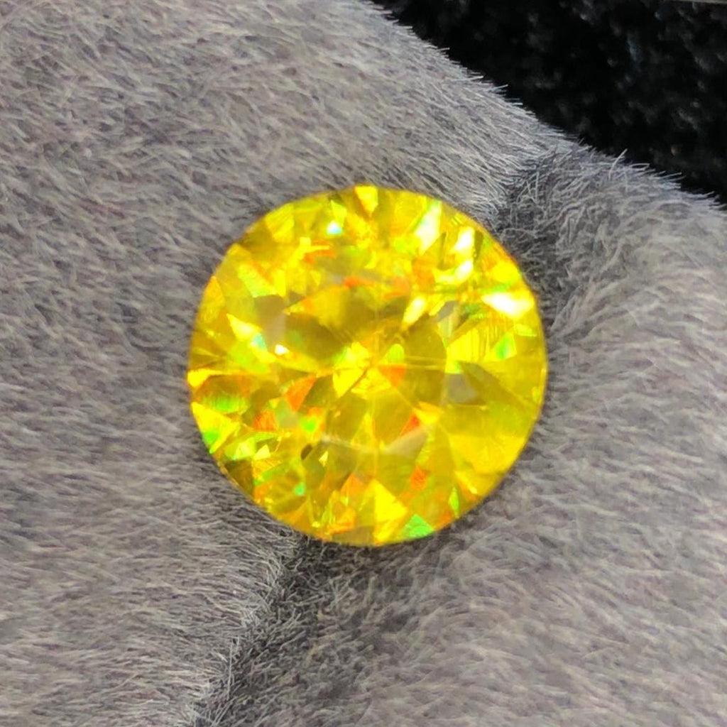 Yellow Sphene 3.85ct Round Cut – Pakistan