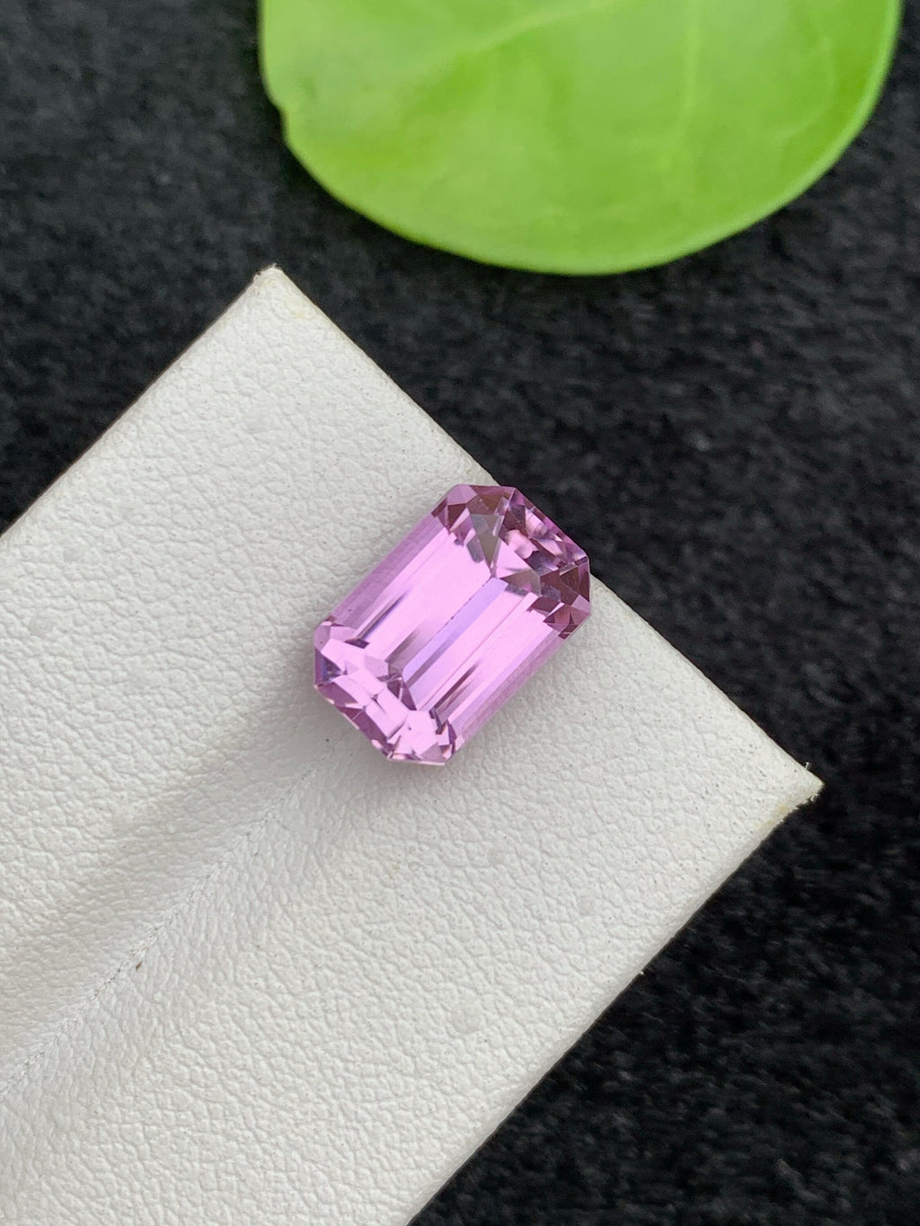 Lilac Pink Kunzite Gemstone: Emerald Cut, 6.50 CT Loose Stone