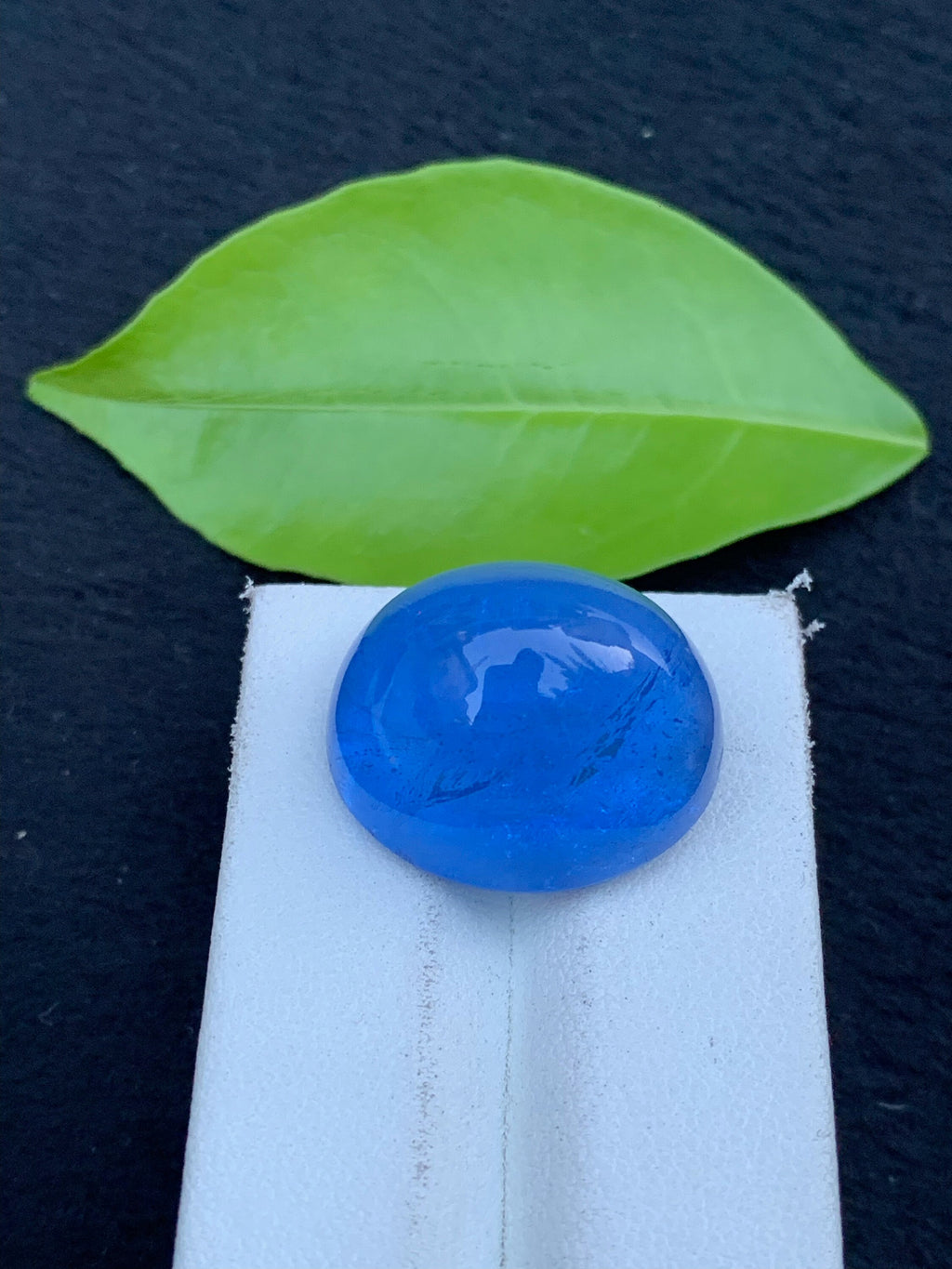 Santa Maria Aquamarine Cabochon: 37.25 CT Oval Gemstone
