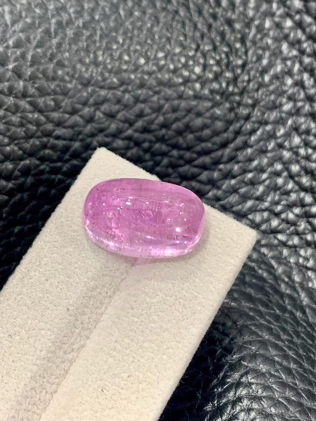 Pink Kunzite 26.30ct Cabochon – Elegant Large Collector’s Stone