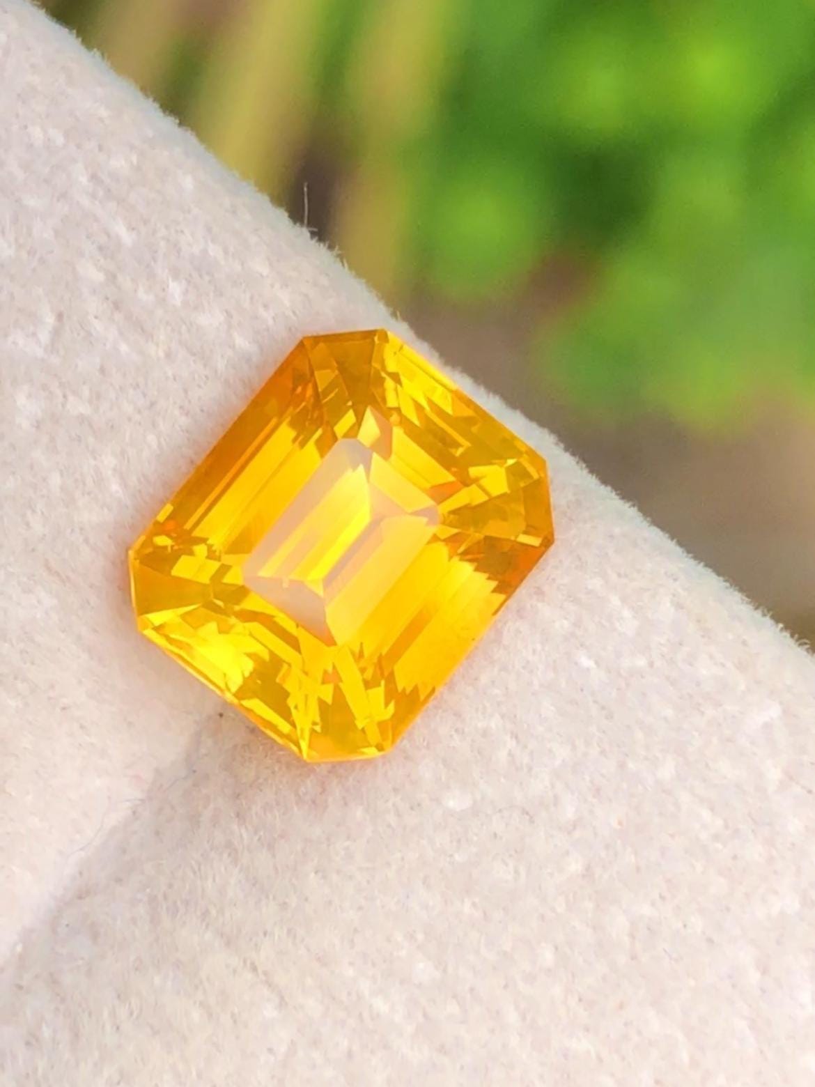 Yellow Sapphire 3.52 ct Emerald Octagonal Cut Madagascar With Certificate