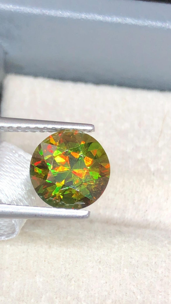 Chrome Sphene 2.10ct Round Cut From Madagascar