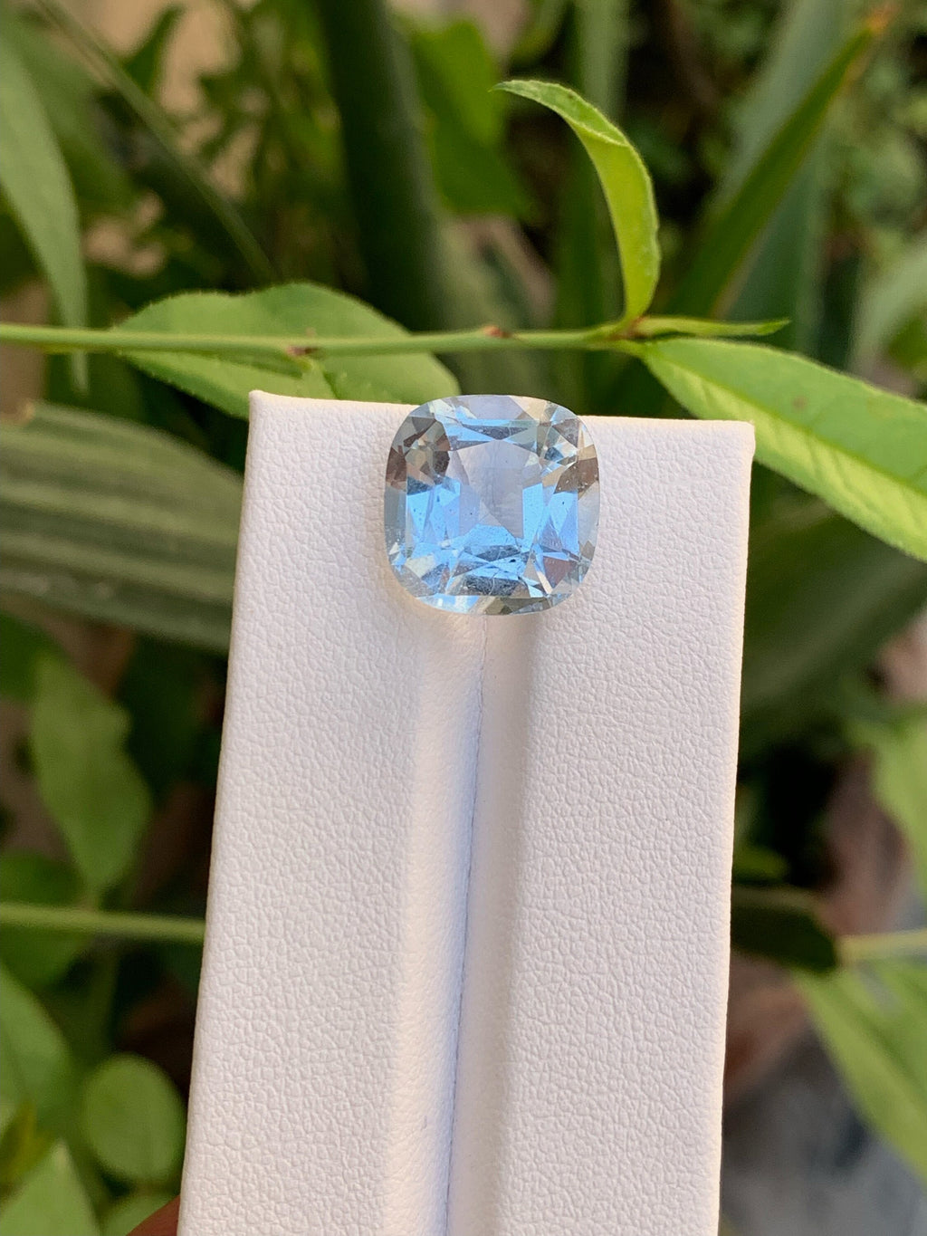 Santa Maria Aquamarine Gemstone: 10.45 CT Cushion Cut, Brazil