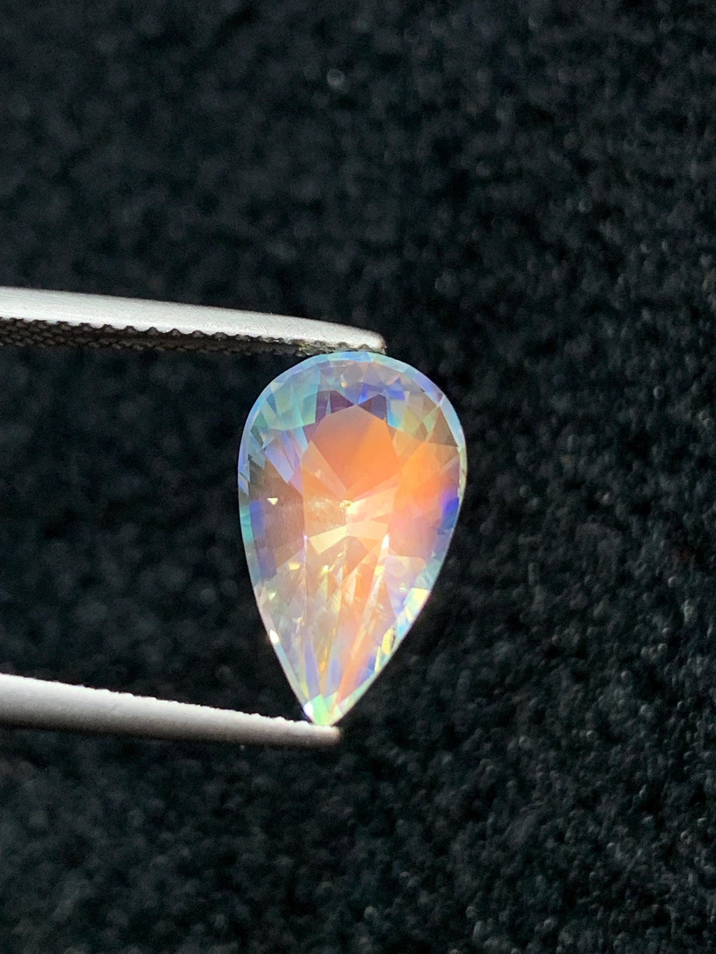 Rainbow Moonstone Gemstone: Pear Shape, VVS Clarity, Madagascar Origin