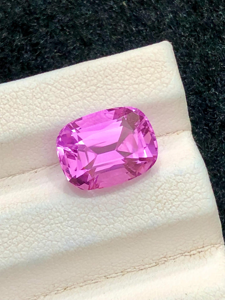 Pink Kunzite 4.80ct Cushion Cut Gemstone from Afghanistan – Elegant Sparkling Pink Gem