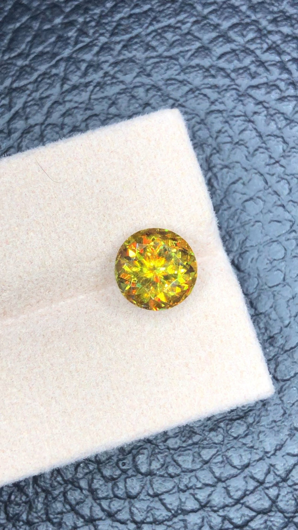 Natural Fire Sphene Gemstone: Round Cut, 3.10 CT, Himalayan Origin