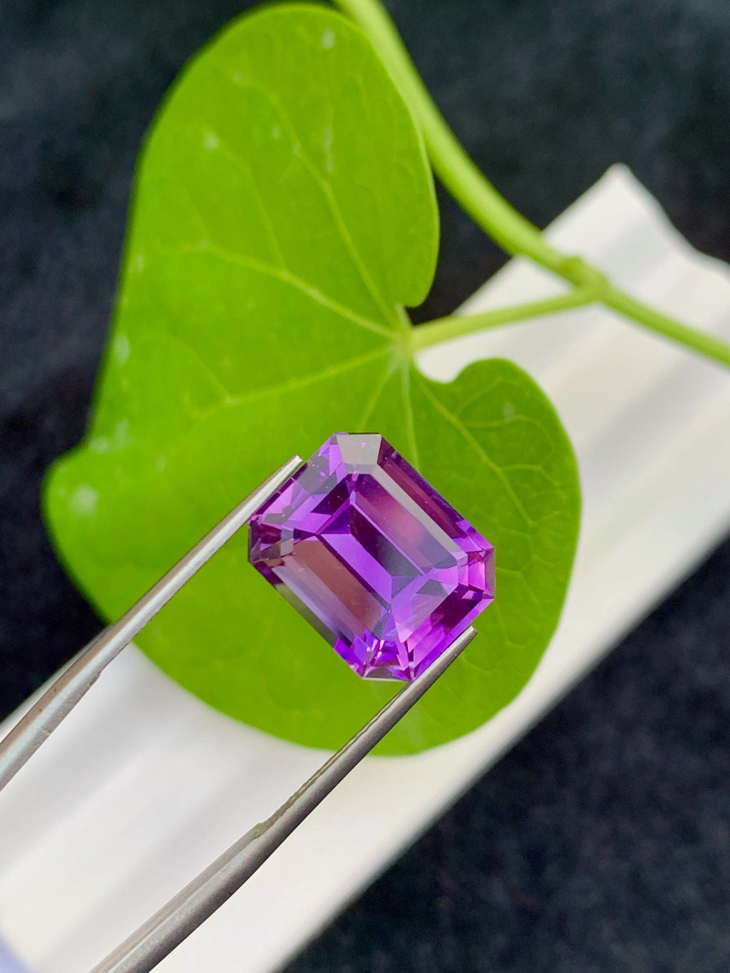 Emerald Cut Amethyst Gemstone: 8.65 CT VVS Clarity, Jewelry Making