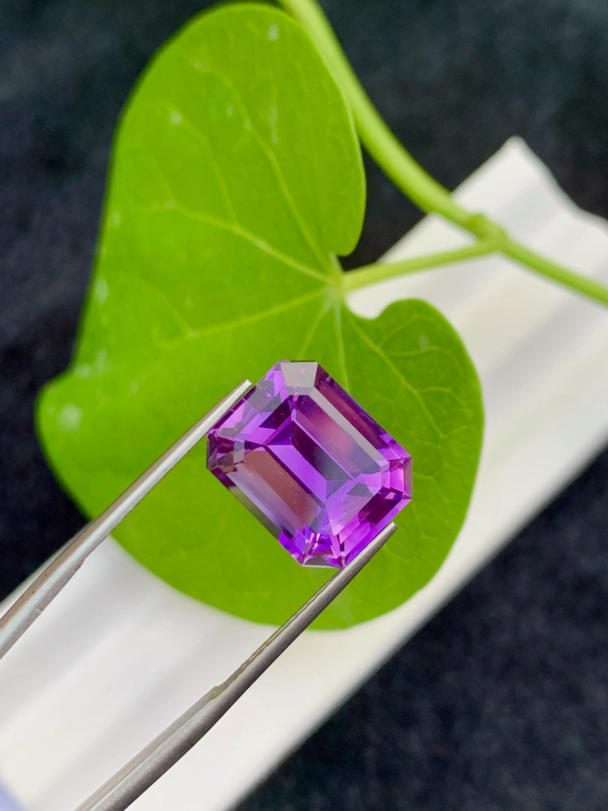 Emerald Cut Amethyst Gemstone: 8.65 CT VVS Clarity, Jewelry Making