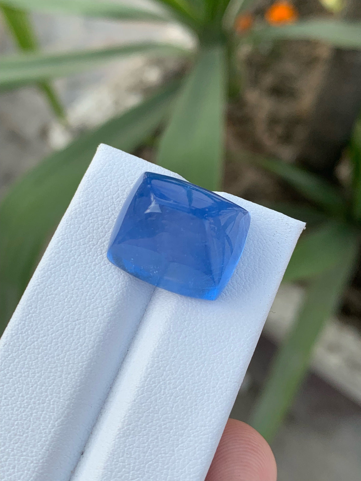 Santa Maria Aquamarine Cabochon: Fine Gemstone, 27.5 Carat