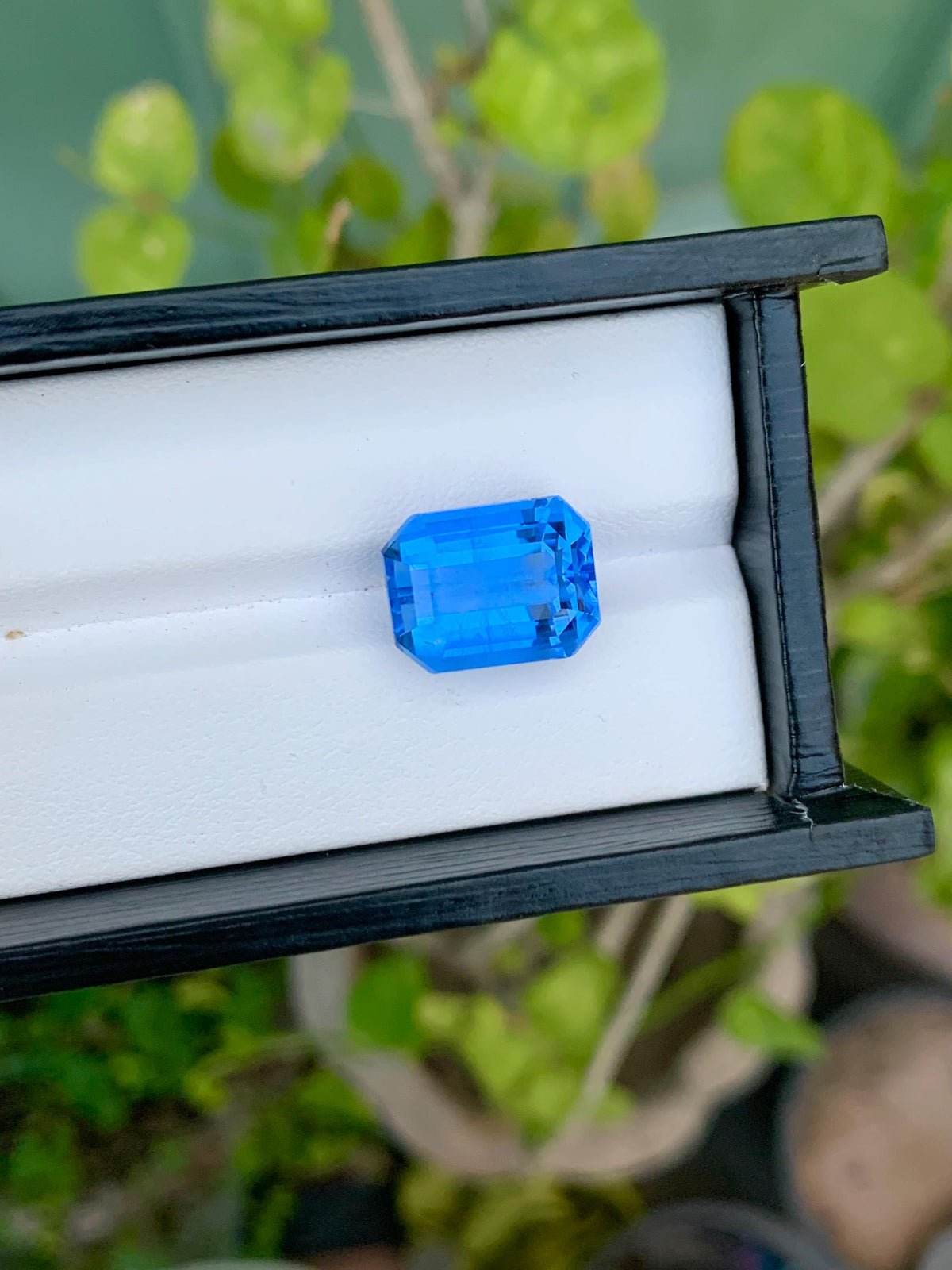 Santa Maria Aquamarine Beryl Gemstone: Emerald Cut Crystal Blue (15|12|10 MM)