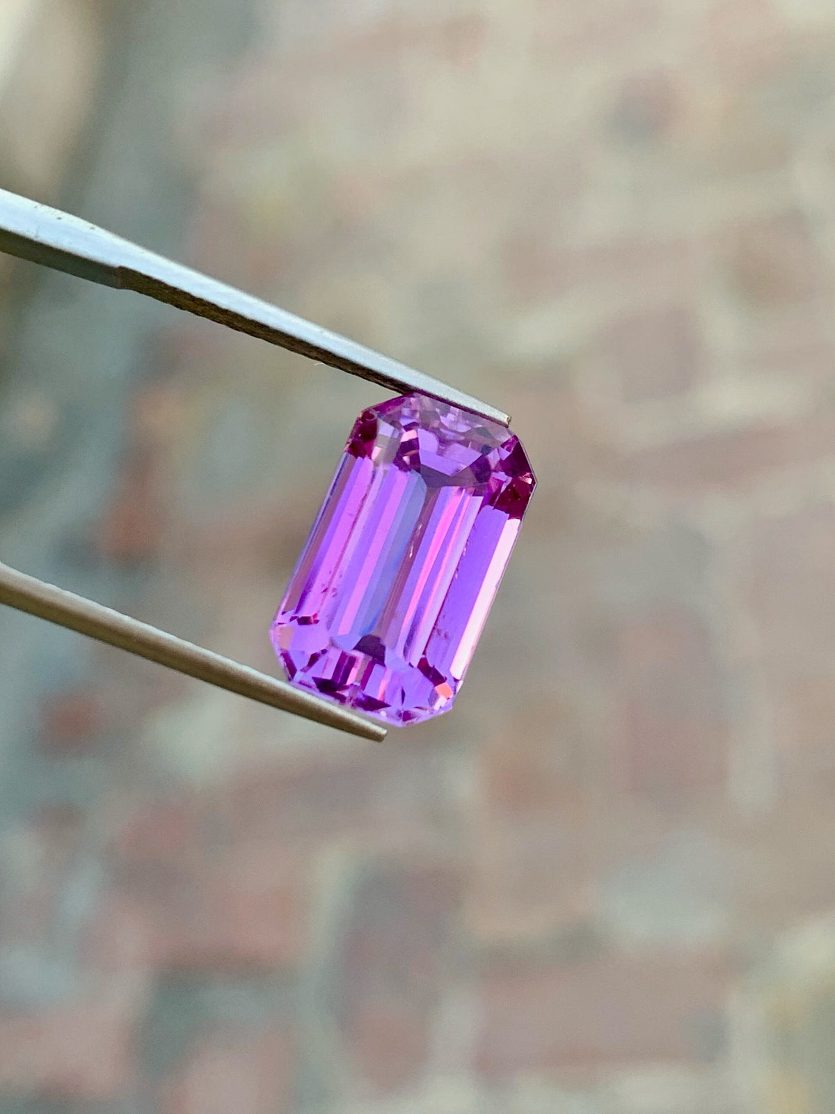 Pink Purple Kunzite Gemstone: Emerald Cut, VVS Clarity, 8.20 CT