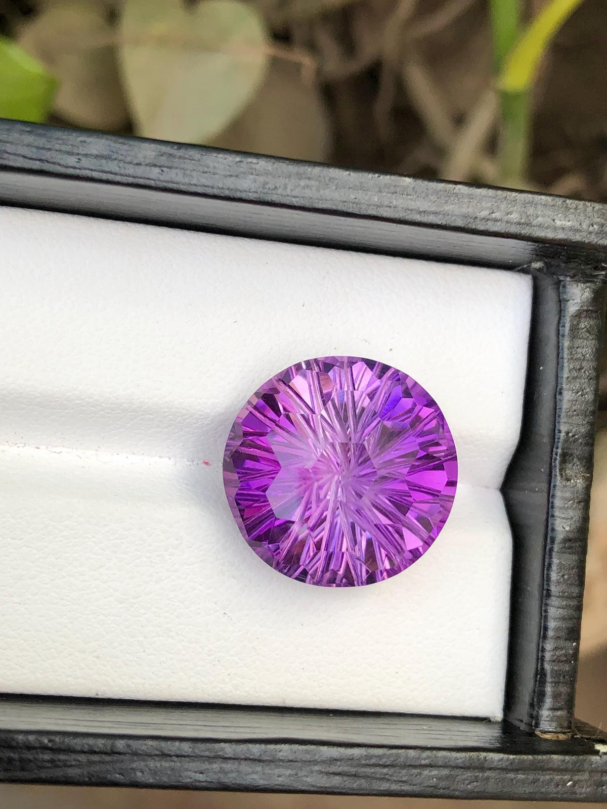 Laser Cut Round Amethyst Gemstone: Loose Purple Stone, 18.85 CT