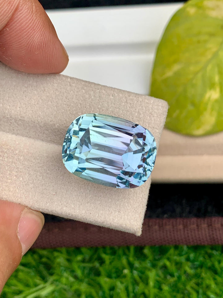 Aqua Kunzite Gemstone: 38.50 CT Cushion Cut, VVS Clarity