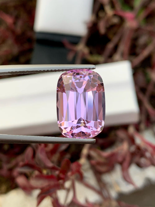 Baby Pink Kunzite Gemstone: 18.80 CT Cushion Cut Spodumene