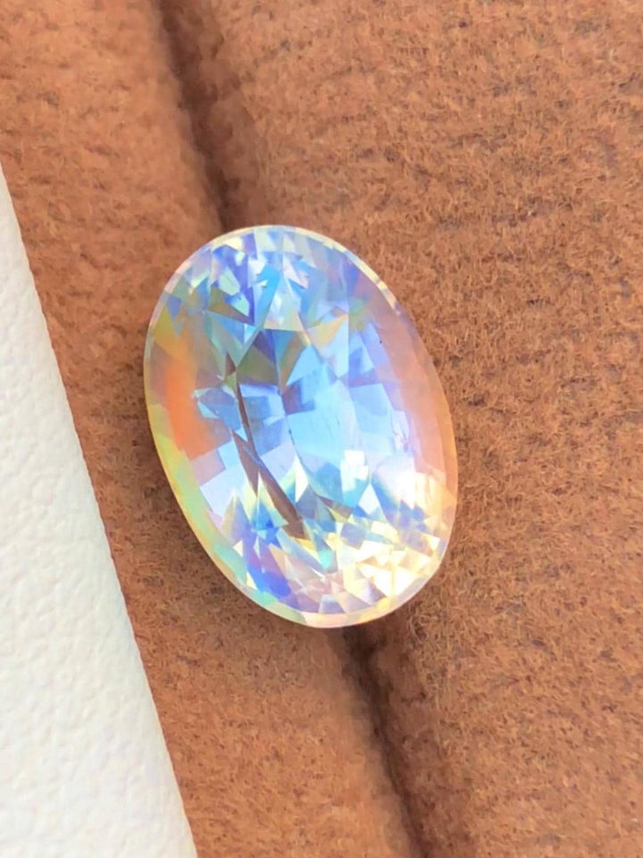 Rainbow Moonstone 3.72ct Oval Faceted Cut – Madagascar