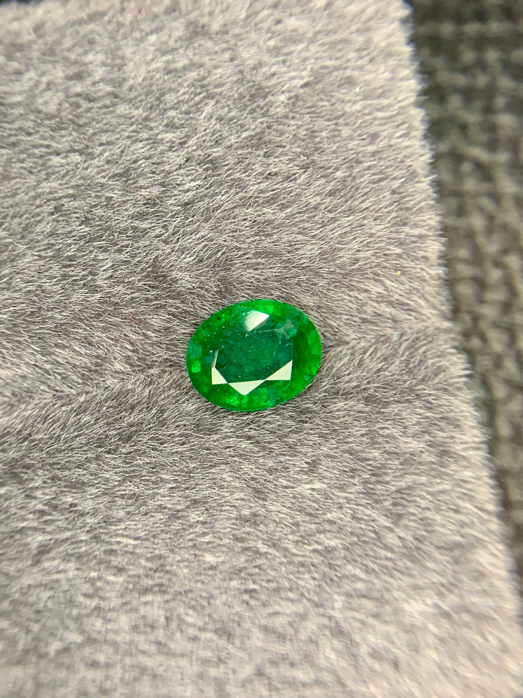 Zambia Emerald Gemstone: Oval Cut, Natural Green Emerald, 2.92 CT