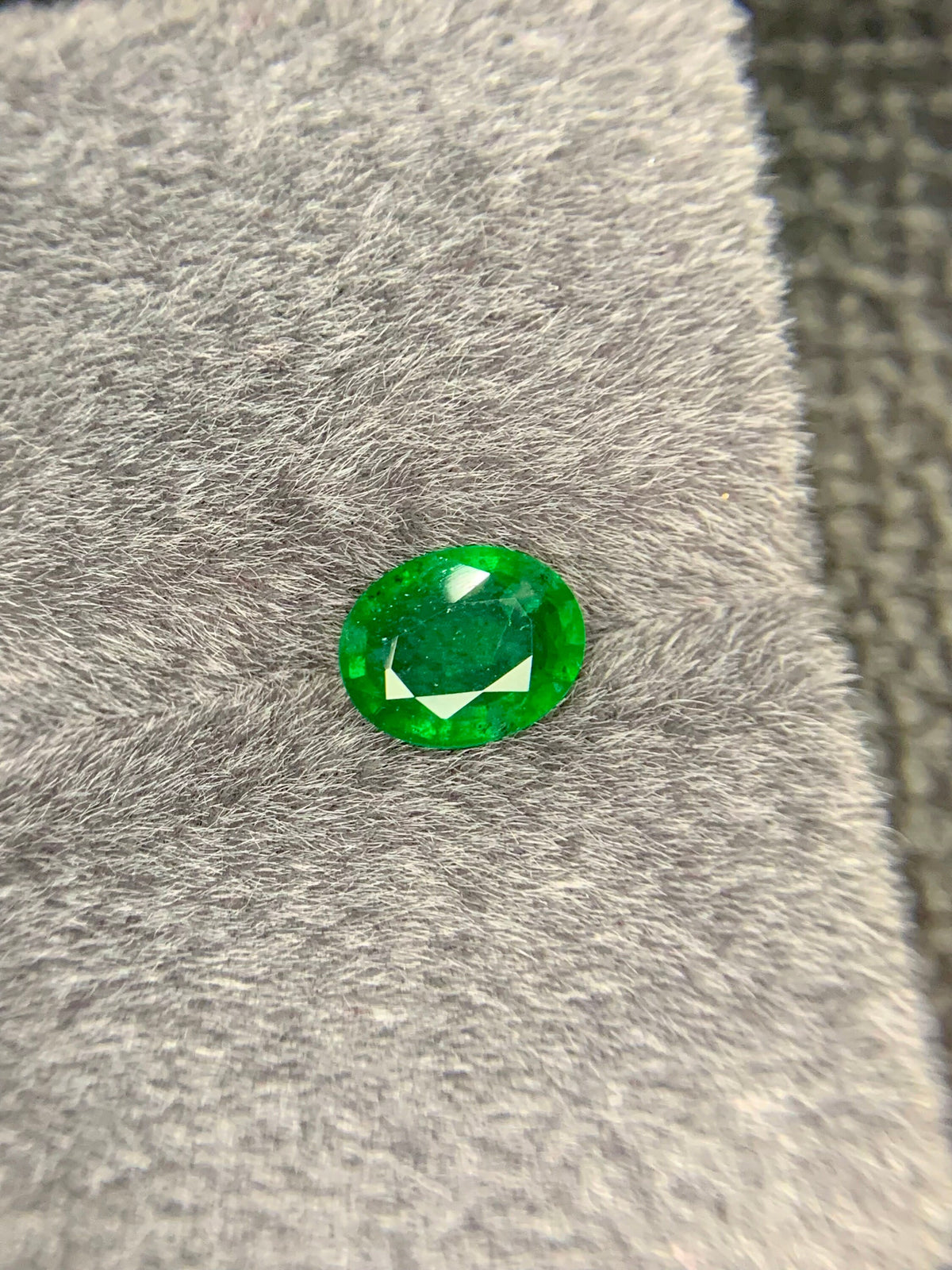 Zambia Emerald Gemstone: Oval Cut, Natural Green Emerald, 2.92 CT
