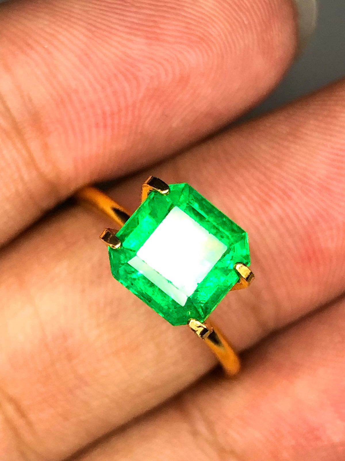 Rare Asscher Cut Vivid Green Top Top Grade Zambian Emerald,2.63 Cts Beauty