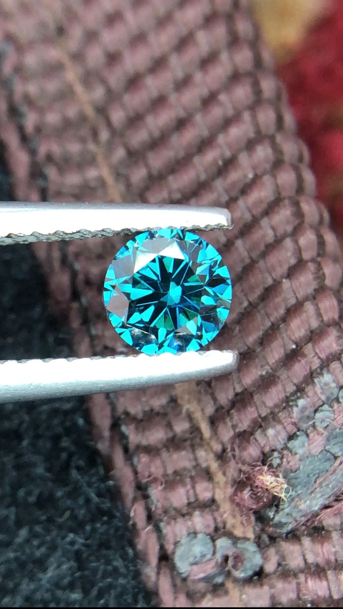 Vivid Blue Diamond 0.45ct: Round Brilliant Cut Gemstone