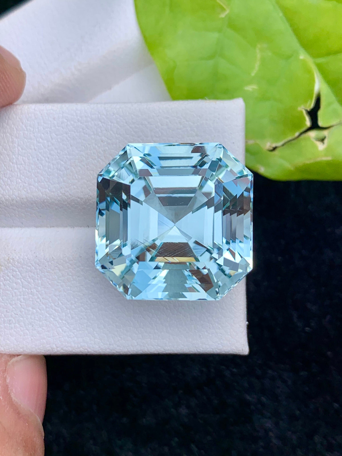 Natural Santa Maria Blue Aquamarine Gemstone: VVS Ascher Cut, 32.15 CT