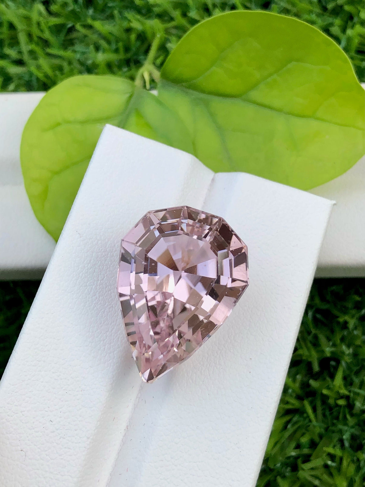 Reddish Pink Kunzite Gemstone: Pear Faceted Jewelry Stone, 32.20 CT