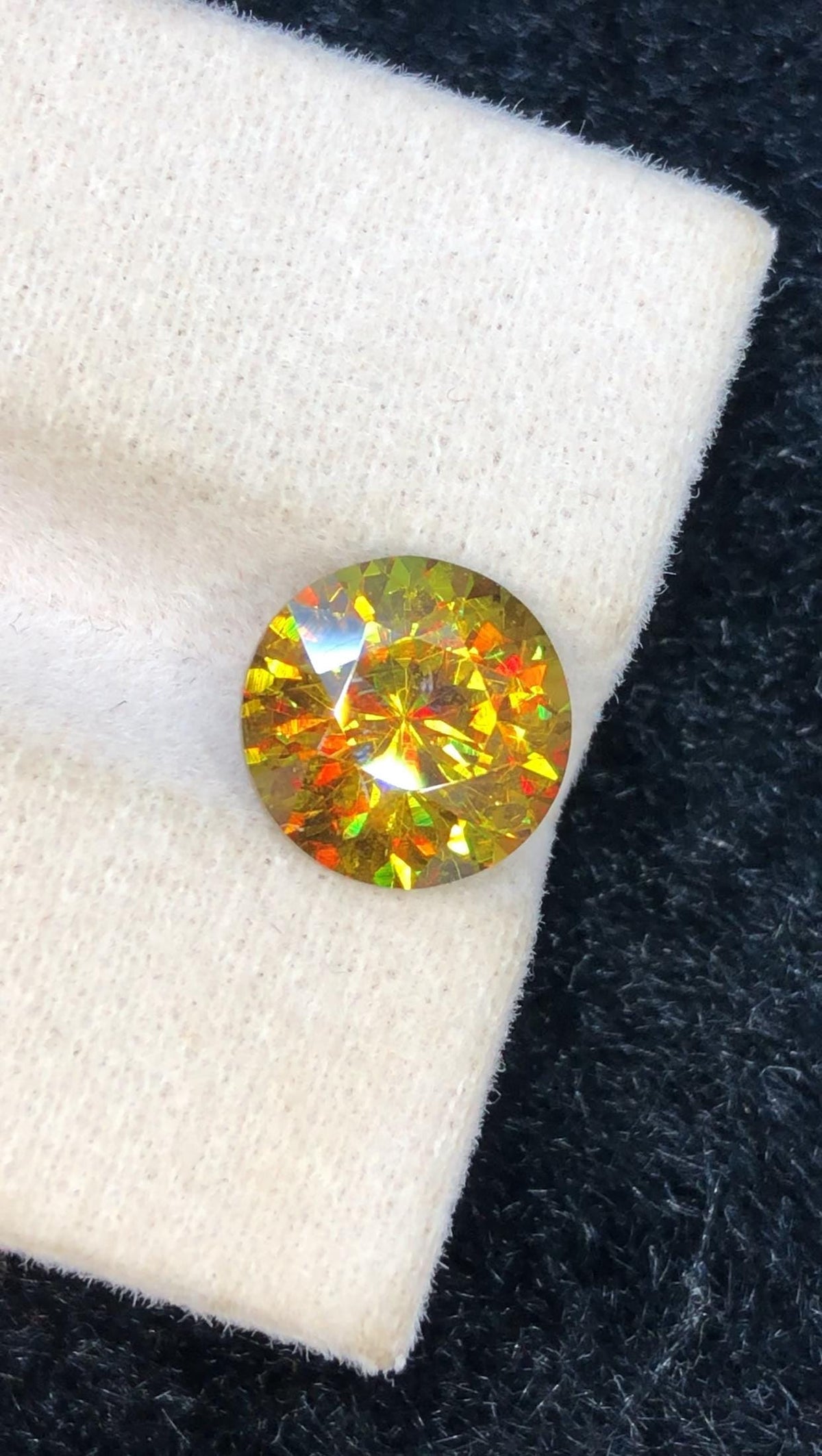 Natural Fire Sphene Gemstone: Round Cut, 3.20 CT, Himalayan Origin