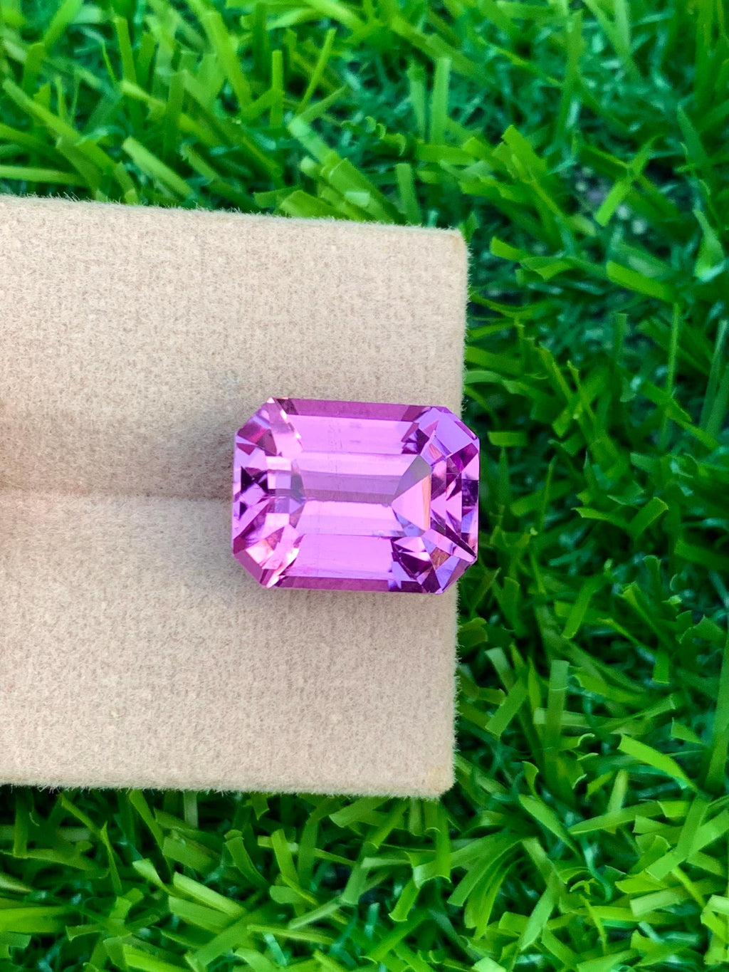 Deep Pink Kunzite Gemstone: 11.15 CT Emerald Cut, Afghanistan