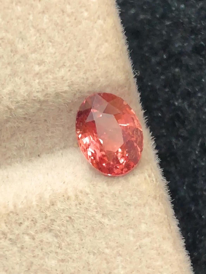 Padparadscha Sapphire 1.03ct Oval Cut – Sunset Peach-Pink Glow (GRS Certified)