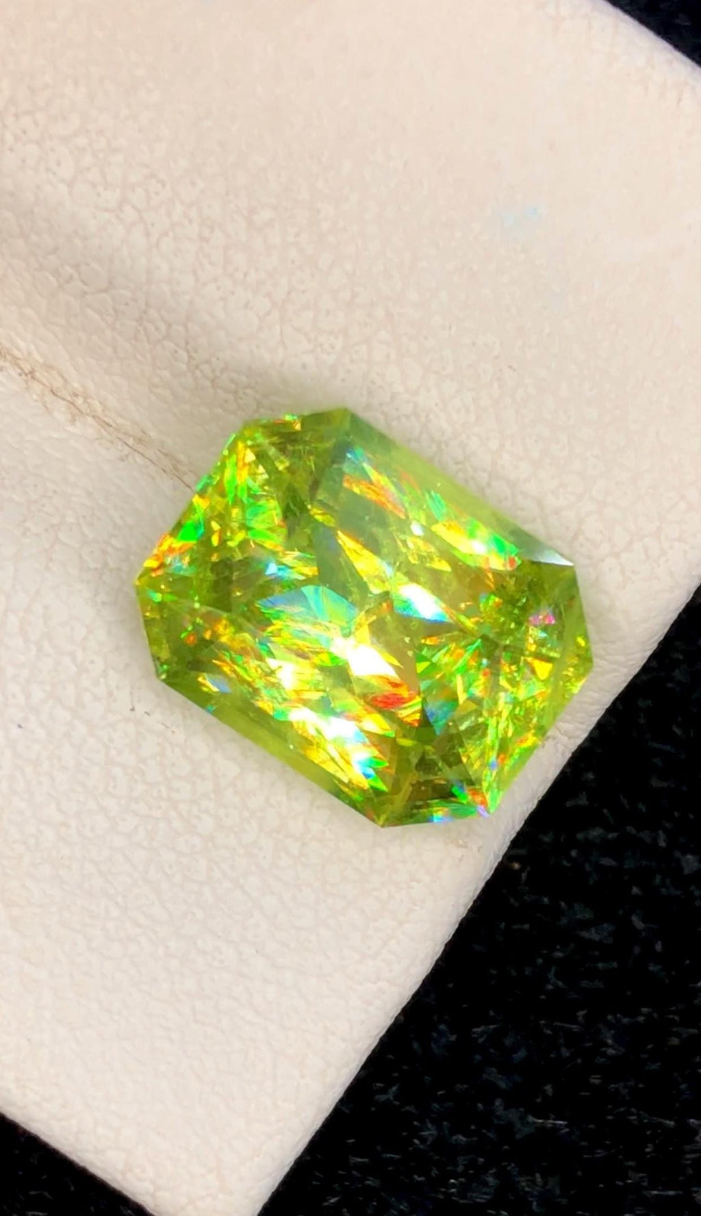 Natural Apple Green Sphene Gemstone – Fancy Cut, 6.30 Carats (Madagascar)