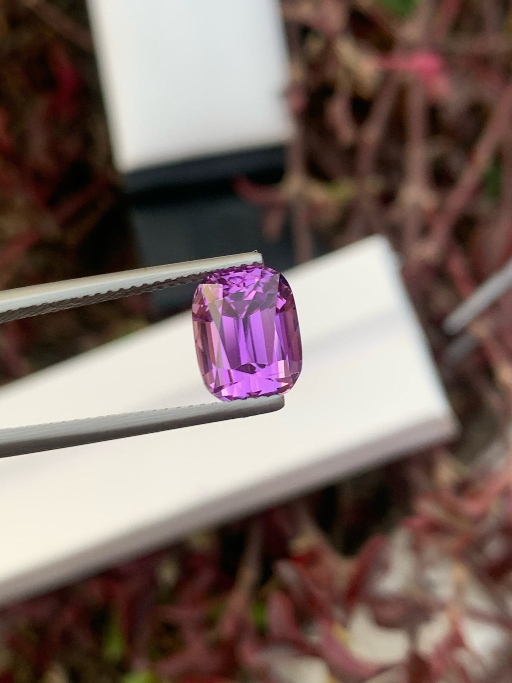 Pink Kunzite Gemstone: 4.95 CT Flawless Cushion Cut Stone