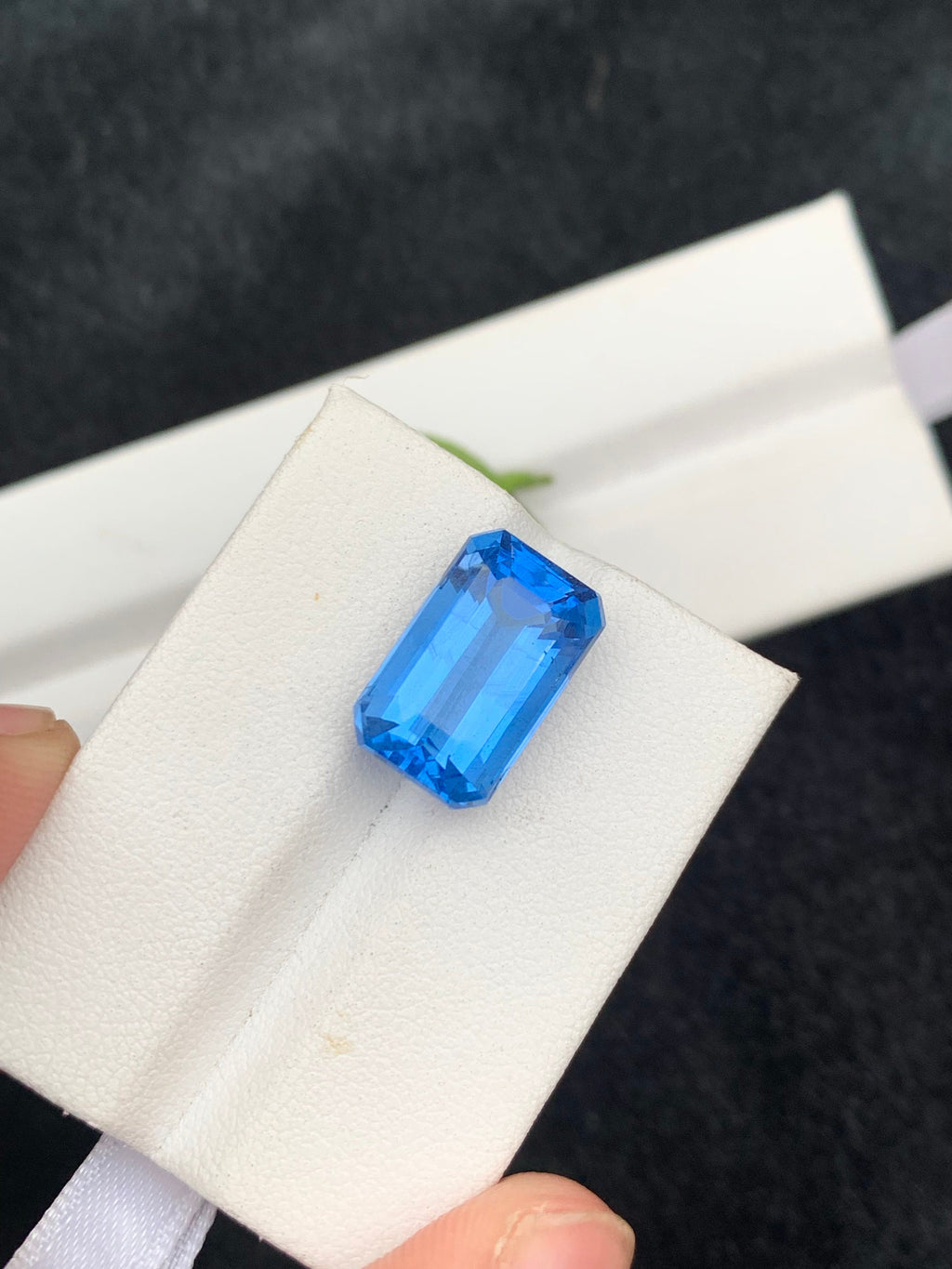 Santa Maria Aquamarine Beryl Gemstone: Emerald Cut Crystal Blue (14x08x07 MM)