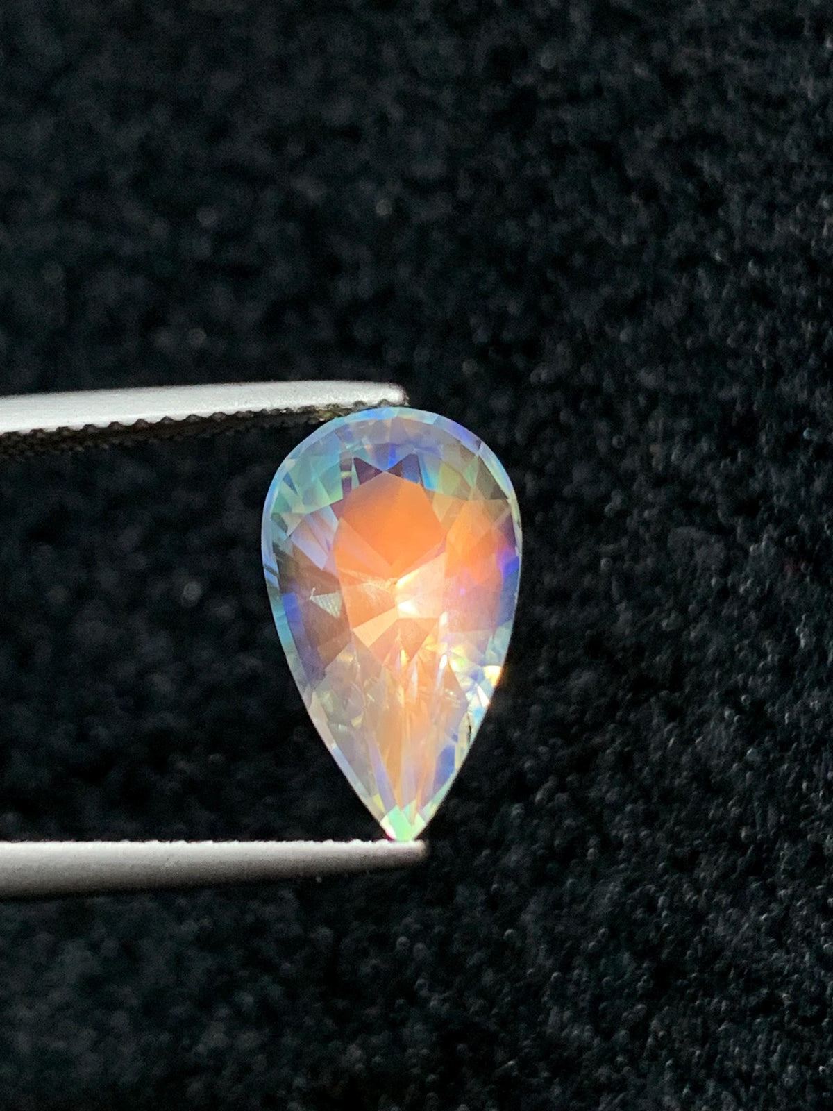 Rainbow Moonstone Gemstone: Pear Shape, VVS Clarity, Madagascar Origin