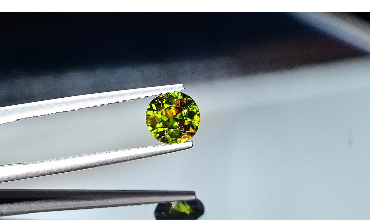 Natural Sphene Gemstone, Diamond Round Cut Ring\Jewelry Size Loose Gemstone. 1.30Carats