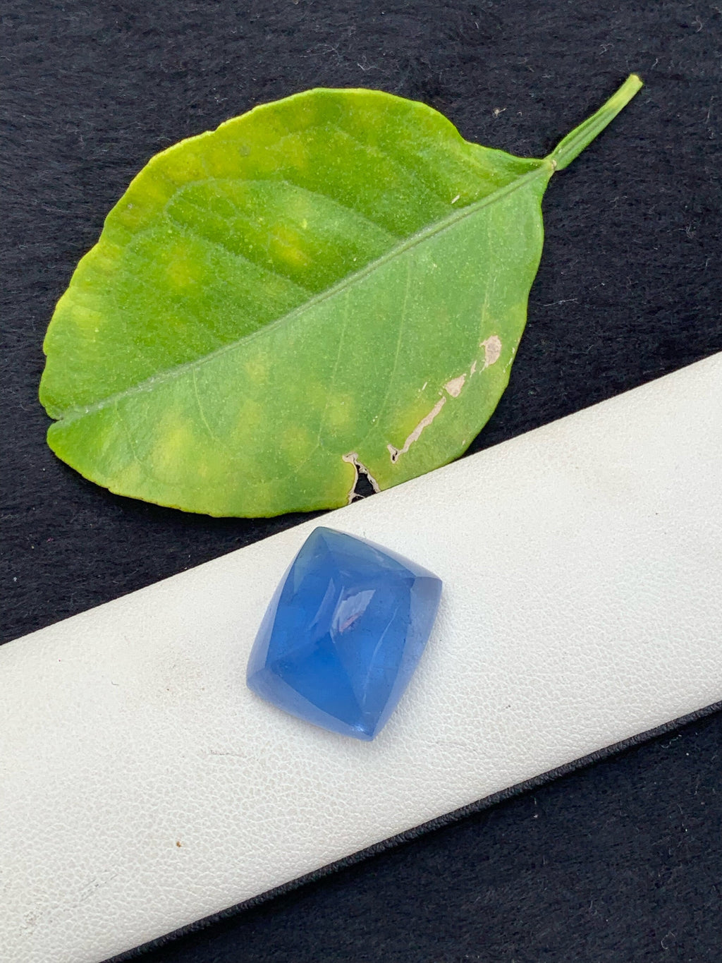 Santa Maria Aquamarine Cabochon: Fine Blue Gemstone, 22.5 Carat