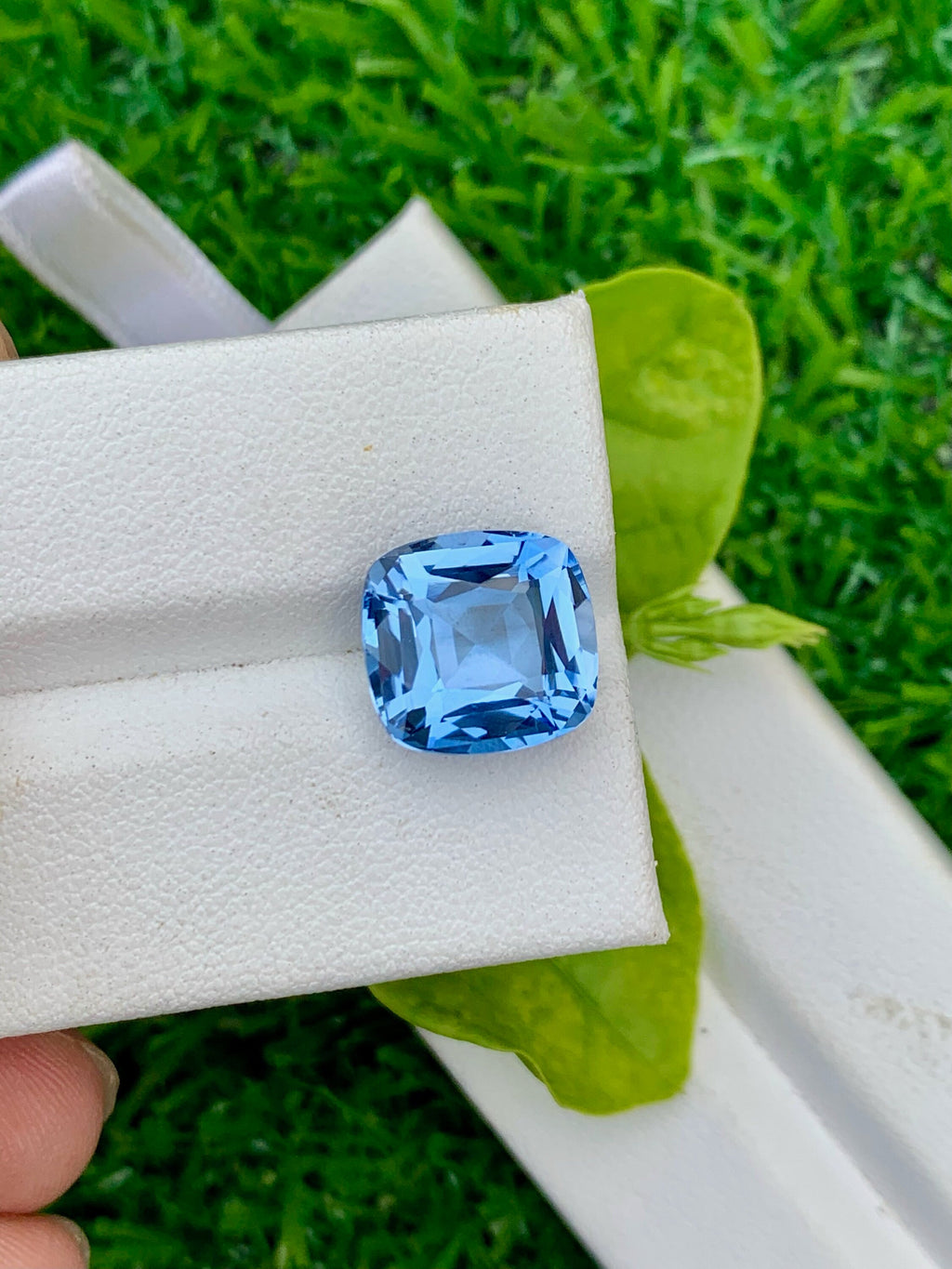 Santa Maria Aquamarine Gemstone: 5.60 CT Cushion Cut Stone From Brazil