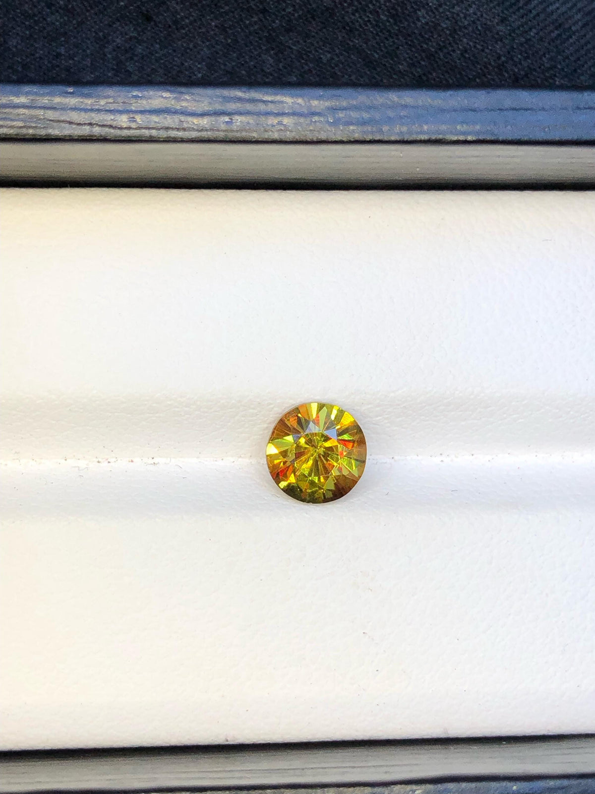 Natural Sphene Gemstone: Round Cut, Loose Titanite, 1.35 CT