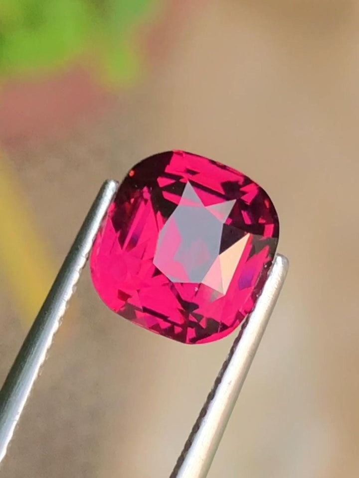 Rhodolite Garnet 4.05ct Cushion Cut – Certified Raspberry-Tone Tanzanian Gemstone