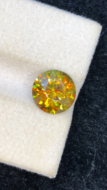 3.20ct Round Fire Sphene – Natural Titanite Gem from Skardu, Pakistan