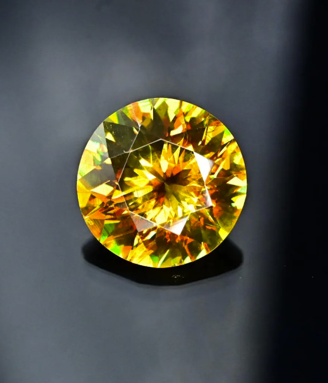 5.85ct Round Fire Sphene – AAA Grade Natural Titanite Gem from Skardu, Pakistan
