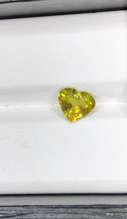 1.40ct Heart-Shaped Fire Sphene – Rare Natural Titanite Gemstone from Zagi Mine, Pakistan